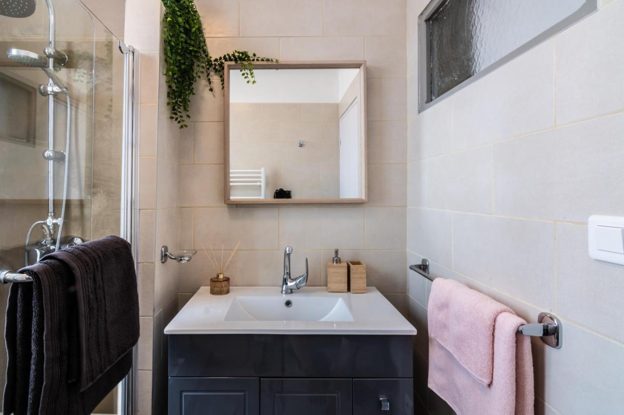 Le Jardin Arlesien - Parking Apartment ภายนอก รูปภาพ