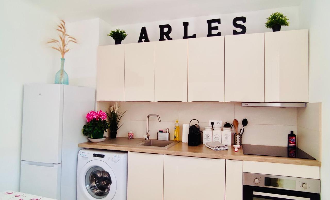 Le Jardin Arlesien - Parking Apartment ภายนอก รูปภาพ